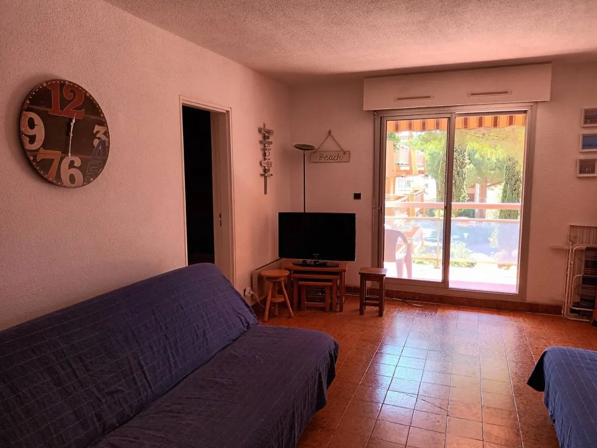 T2 Avec Garage, Lave-Vaisselle Et Loggia A Bormes-Les-Mimosas - Fr-1-610-79 Apartment